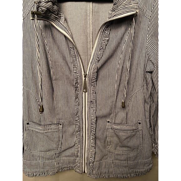 AMX Ruffled Cotton Jacket.  Size L - Picture 4 of 6